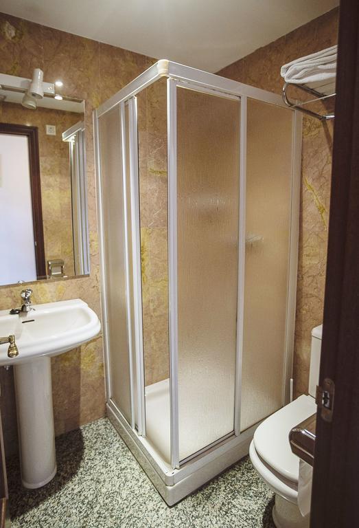 Hostal Plaza Ciudad Rodrigo Room photo